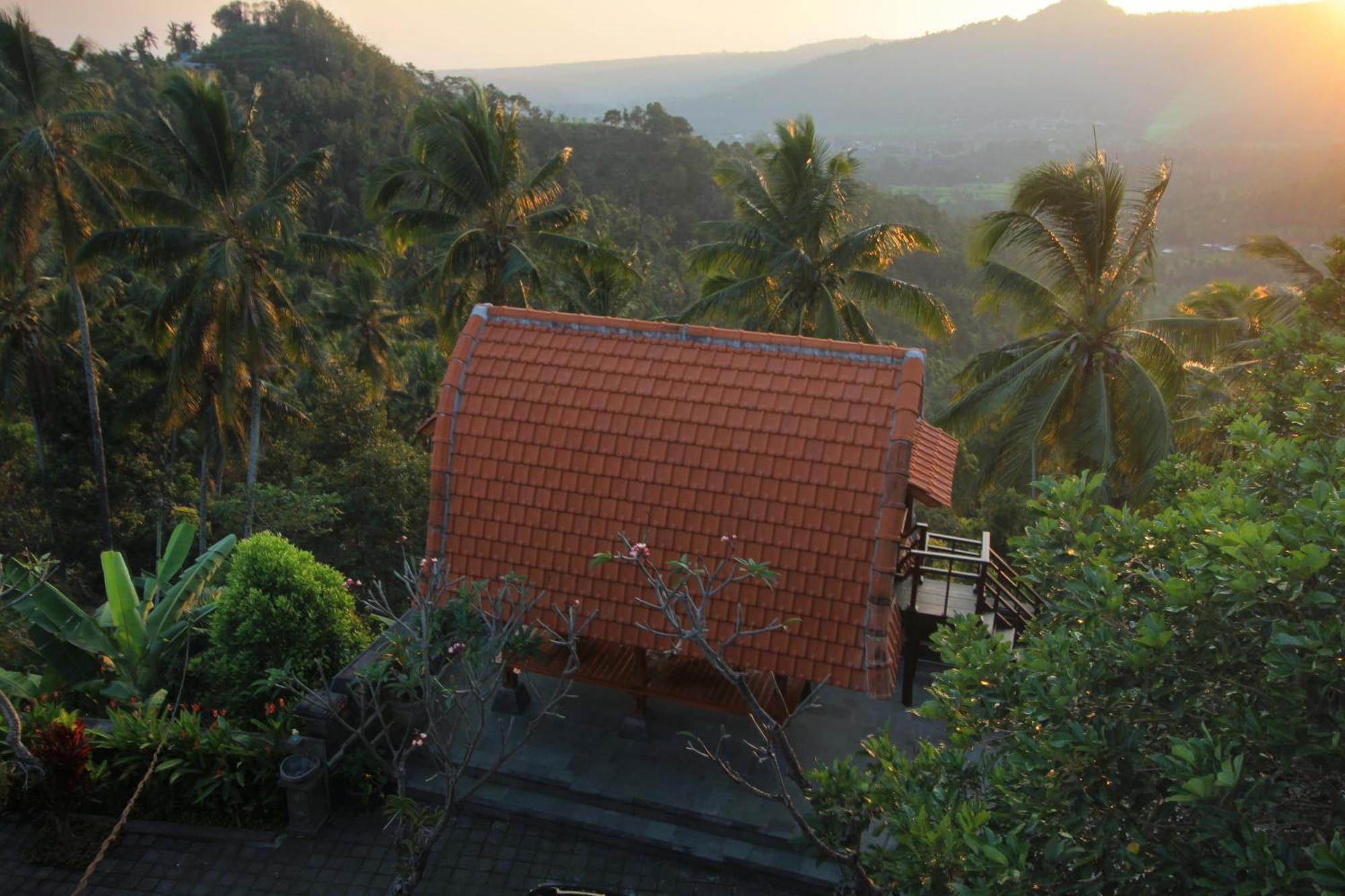 Rostika Hotel Sekumpul Pabean Buleleng Exterior foto