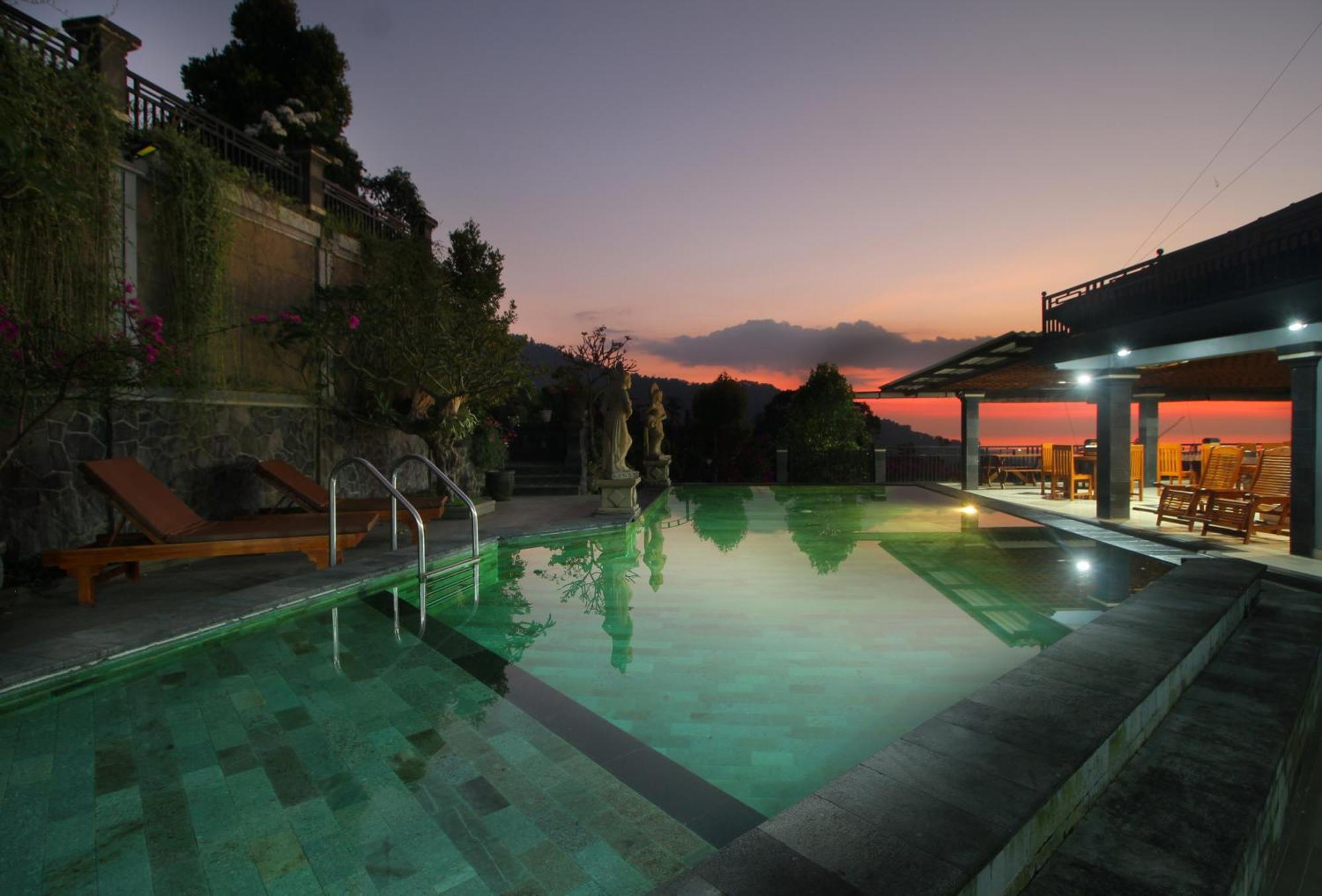 Rostika Hotel Sekumpul Pabean Buleleng Exterior foto